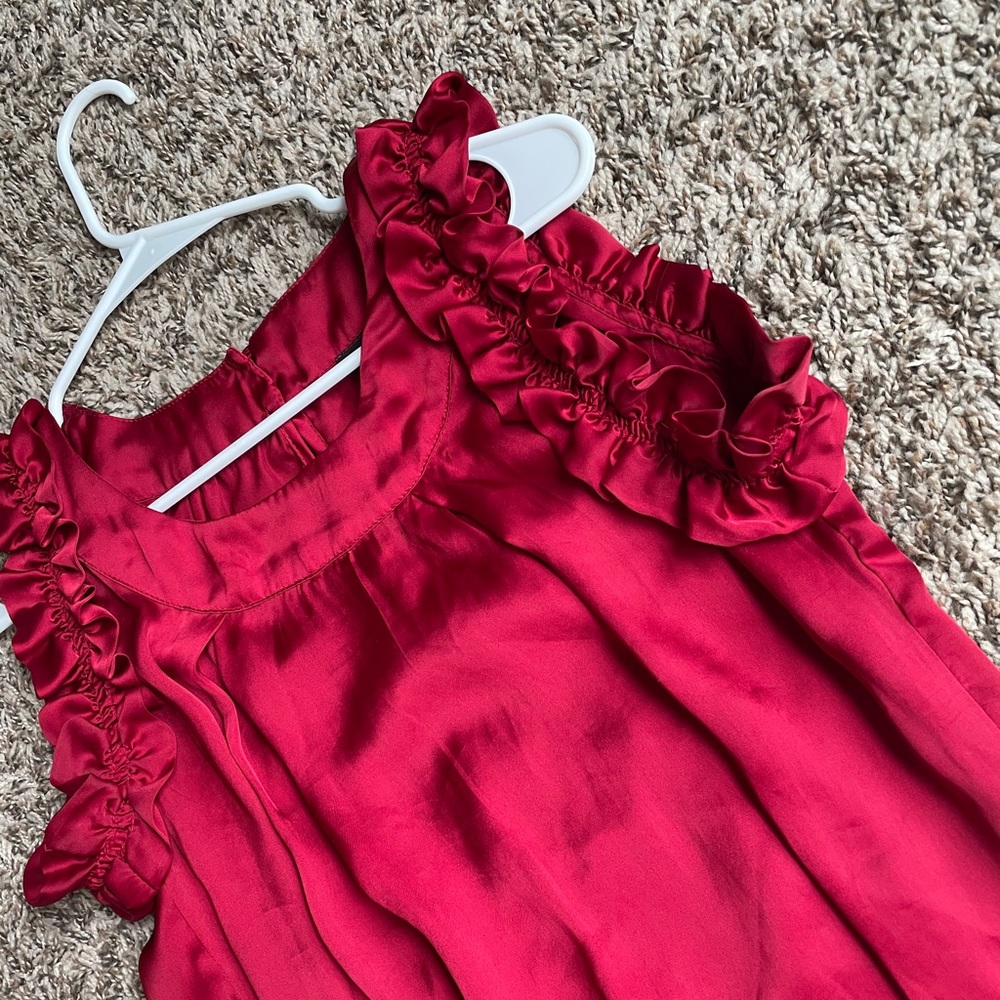 Red blouse - Picture 2 of 5